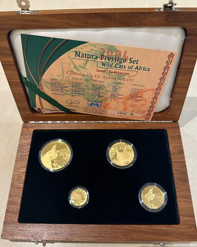 Caracal Natura Proof Set 2004 Big Five